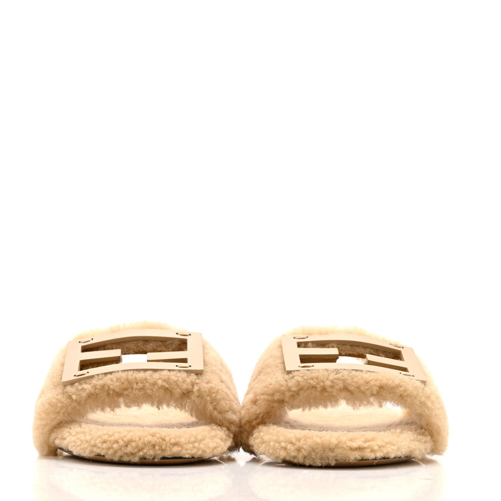 FENDI SHEARLING FF BAGUETTE SLIDE SANDAL BEIGE NATURALE BEIGE
