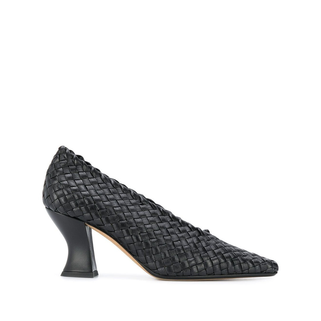 BOTTEGA VENETA ALMOND PUMPS BLACK