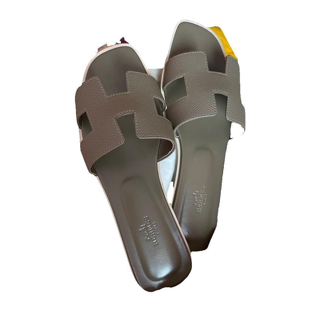 HERMÈS HERMES EPSOM ORAN SANDAL ETOUPE OLIVE BROWN
