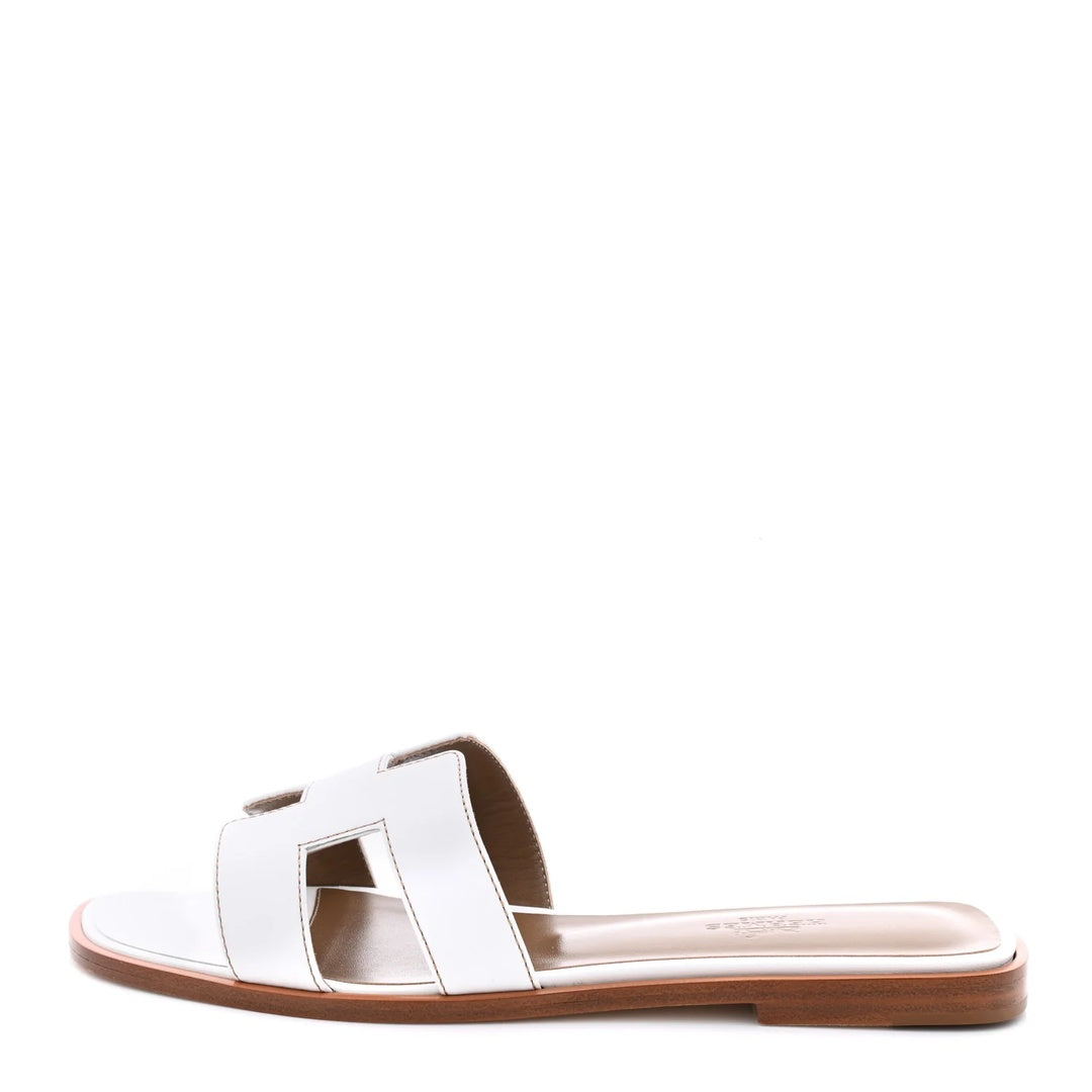 HERMÈS HERMES BOX CALFSKIN ORAN SANDAL WHITE