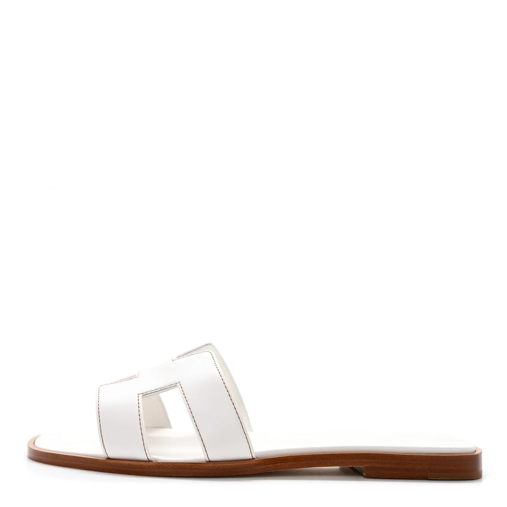 HERMÈS HERMES BOX CALFSKIN ORAN SANDAL WHITE
