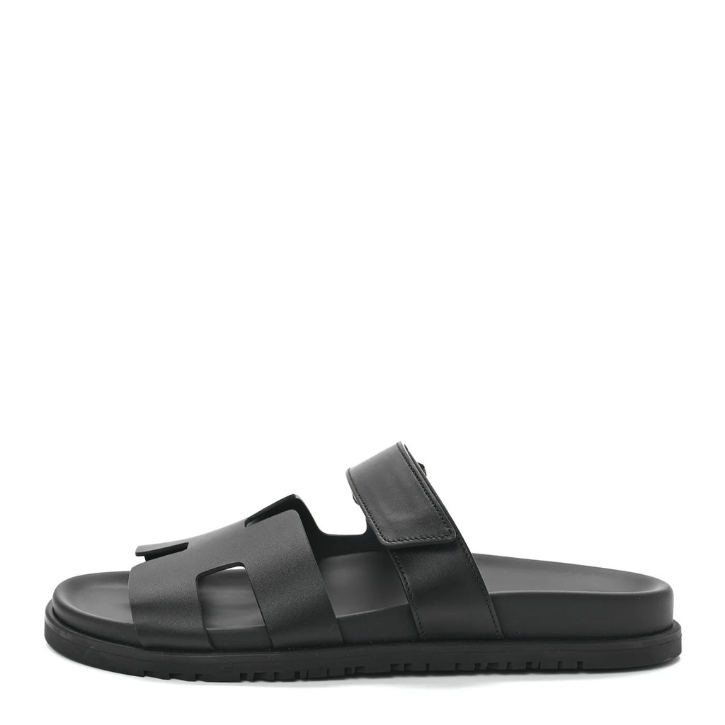 HERMÈS HERMES CALFSKIN CHYPRE SANDAL BLACK