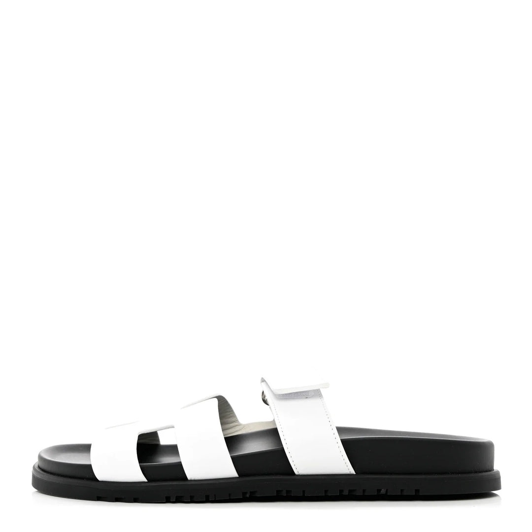 HERMÈS HERMES CALFSKIN CHYPRE SANDAL WHITE