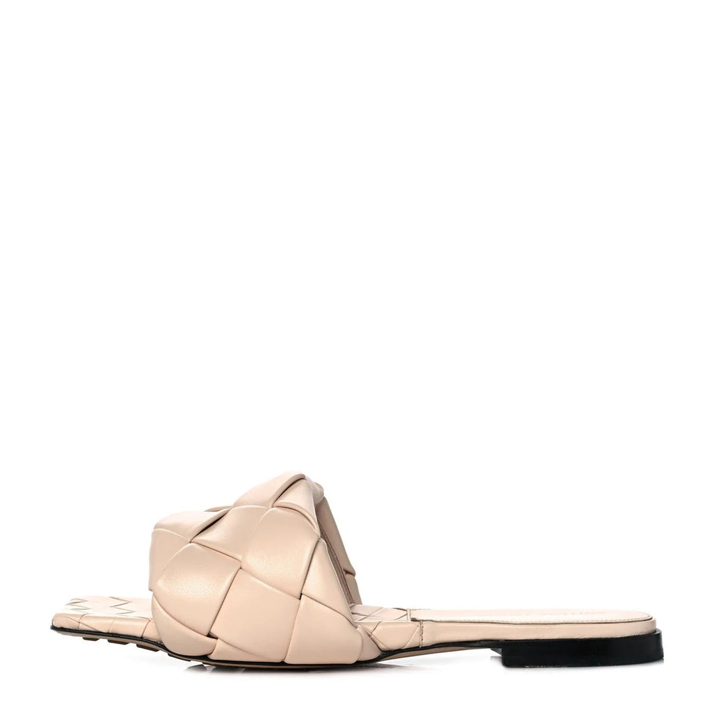 BOTTEGA VENETA NAPPA MAXI INTRECCIATO LIDO FLAT SANDALS BANDAGE BEIGE