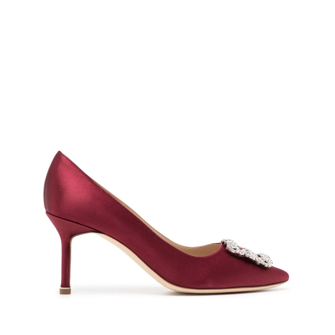 MANOLO BLAHNIK HANGISI CRYSTAL-BUCKLE PUMPS RED